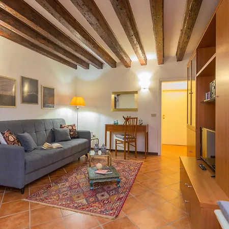 Apartament Garibaldi *